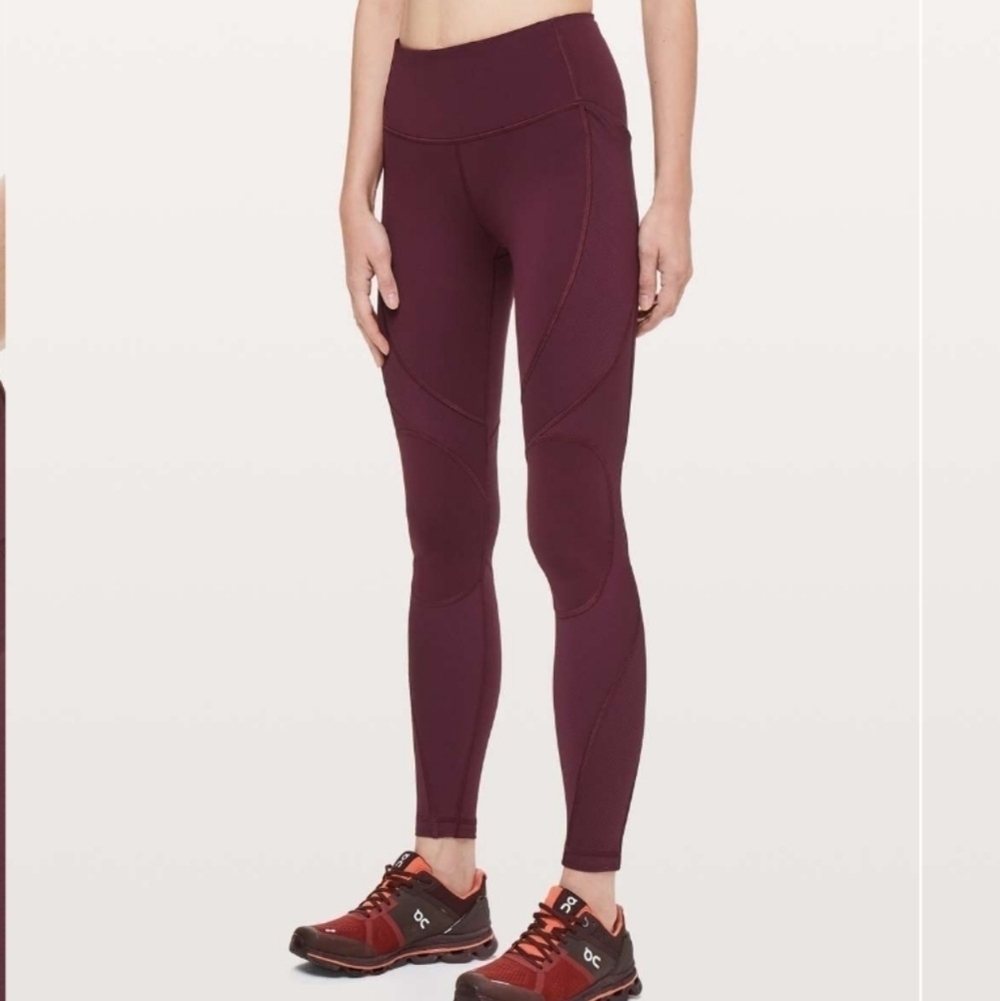 Lululemon On Repeat 7/8 Tight *28"